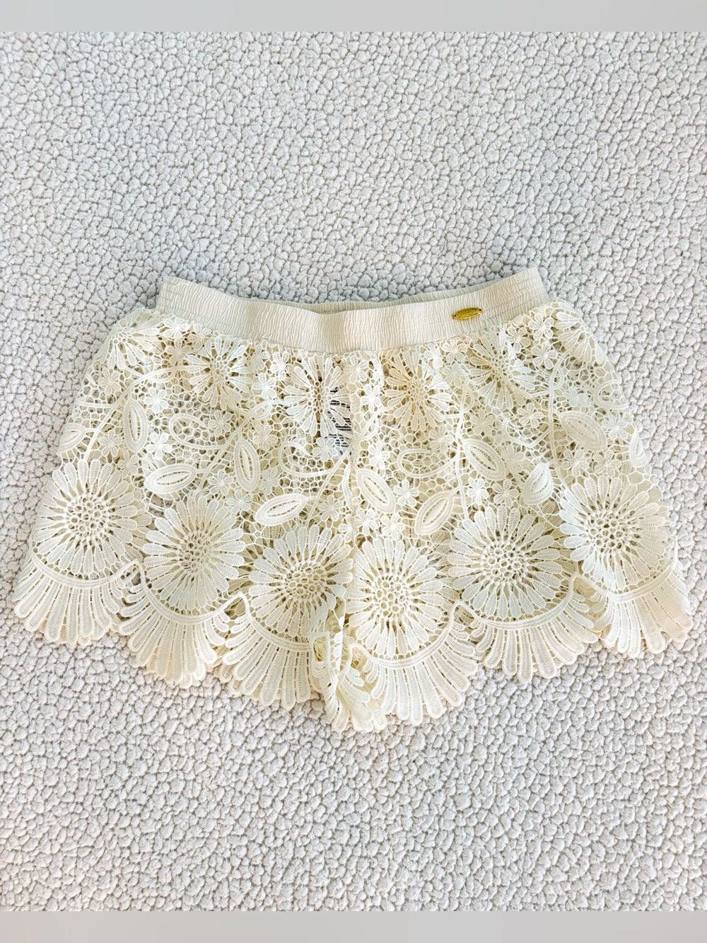 Jessica Simpson Cream Crochet Floral Lace Shorts